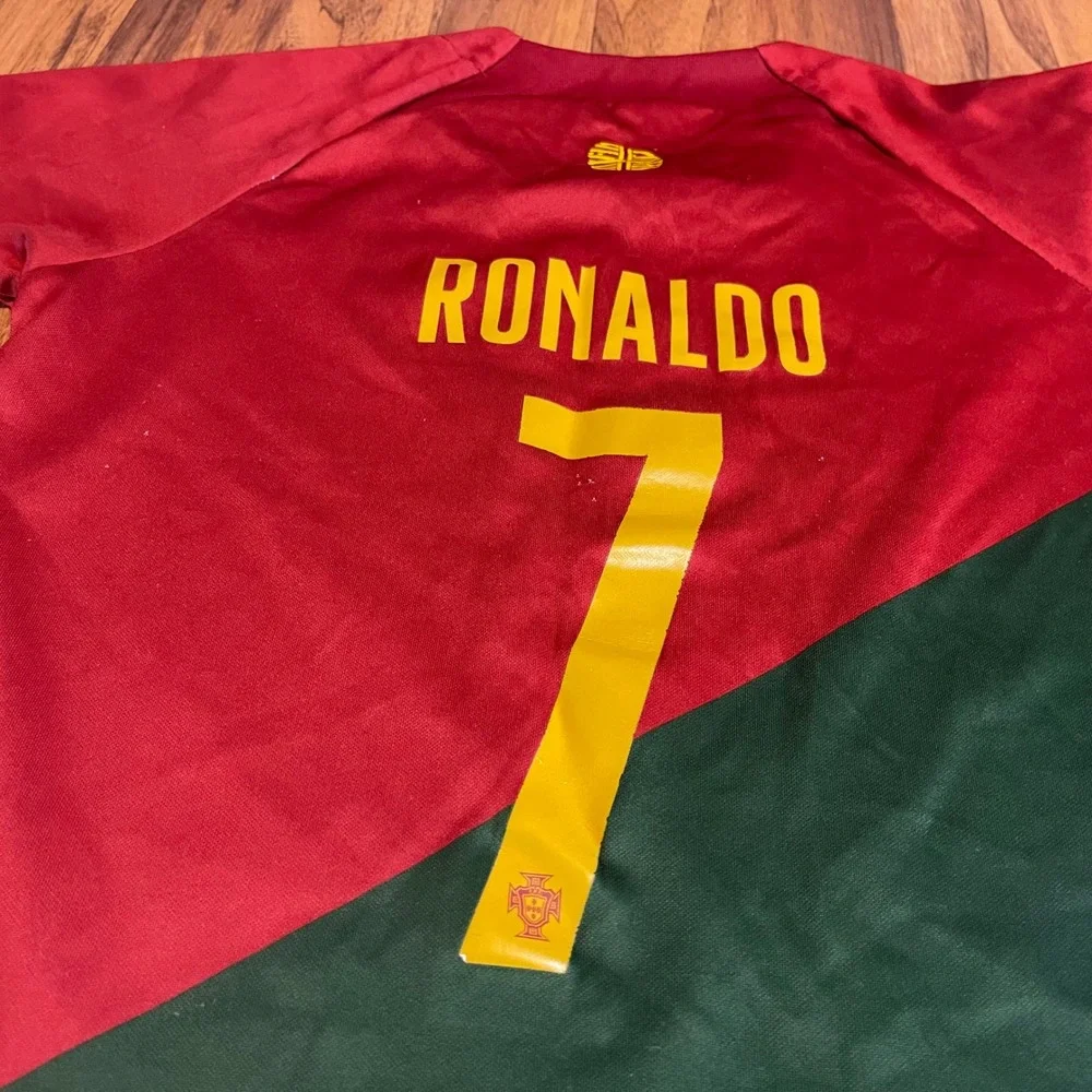 Cristiano Ronaldo Portugal Soccer Jersey Youth Size 24 Red Green Kit CR7 No 7